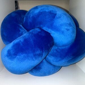 Room Essentials Soft Knot Toss Pillow Round  - Vibrant Blue